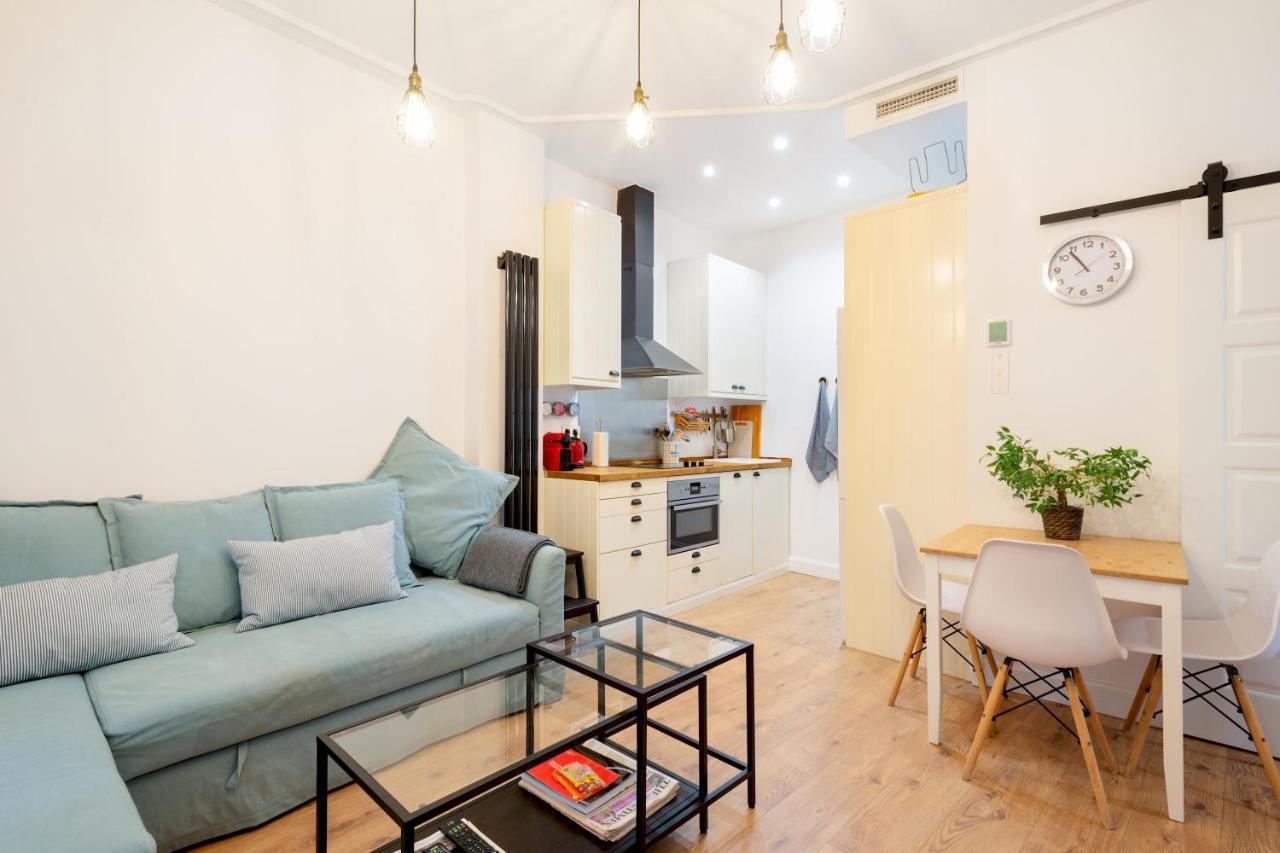 1 Bedroom 1 Bathroom Furnished - Malasana - Cozy & Modern - Mintystay Madrid Exteriér fotografie